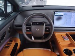 Li Auto i8 Standard Edition - ფოტო 11