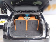 Li Auto i8 Standard Edition - ფოტო 19