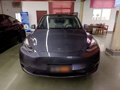 Tesla Model Y Long Range All-Wheel Drive - ფოტო 3