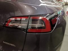 Tesla Model Y Long Range All-Wheel Drive - ფოტო 8