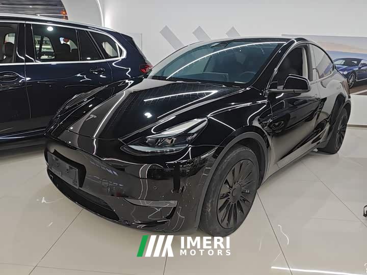 Tesla Model Y Facelift Long Range All-Wheel Drive