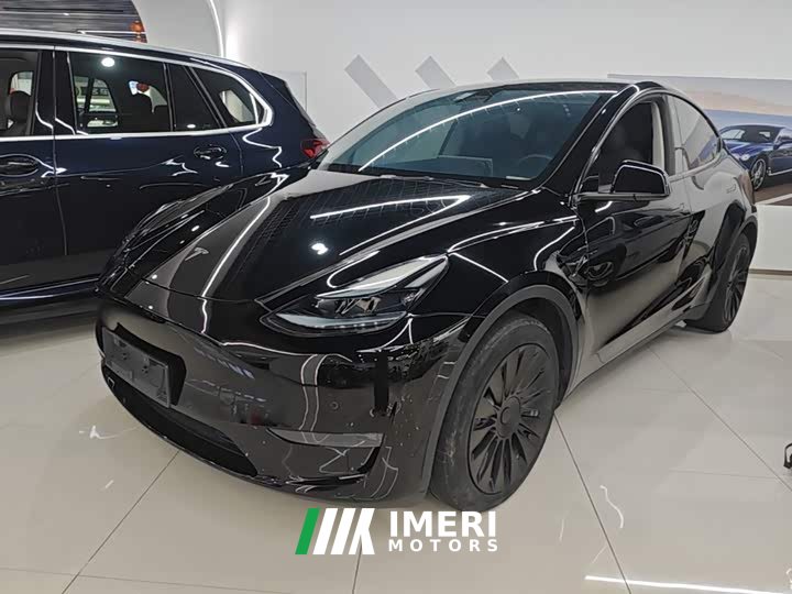 Tesla Model Y Facelift Long Range All-Wheel Drive