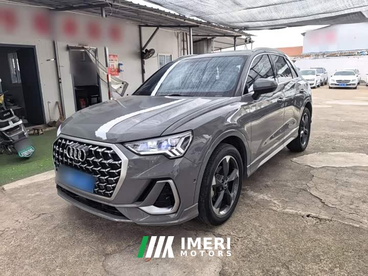 Audi Q3 35 TFSI Fashion Dynamic Edition (1.5T)