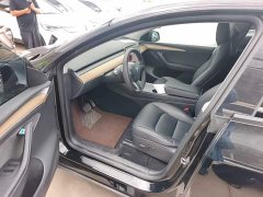Tesla Model Y Standard Range RWD - ფოტო 16