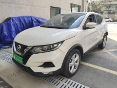 Nissan Qashqai 2.0L CVT XV Smart Comfort Edition - ფოტო 1