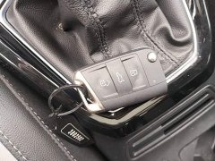 Volkswagen Touran 2023 200TSI DSG Smart Connected Edition - ფოტო 9