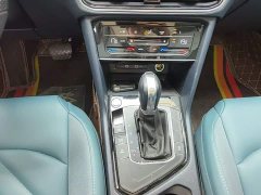Volkswagen Touareg 300TSI FWD Full Moon Edition - ფოტო 10