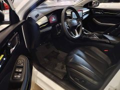 SAIC MG i5 2021 1.5L CVT Star Shine Edition - ფოტო 16