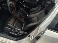 Toyota Corolla Hybrid 1.8H E-CVT Luxury - ფოტო 15