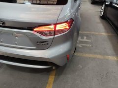 Toyota Corolla Hybrid 1.8H E-CVT Luxury - ფოტო 8