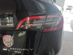 Tesla Model Y Rear-Wheel Drive - ფოტო 8