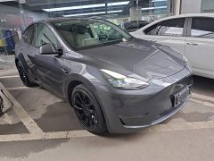 Tesla Model Y Long Range All-Wheel Drive - ფოტო 4