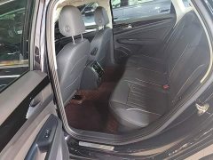 Volkswagen Passat 330TSI Starry Sky Elite - ფოტო 17