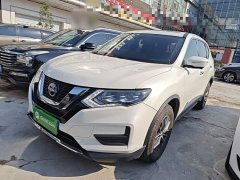 Nissan Qashqai Honor 2.0L FWD Premium - ფოტო 1