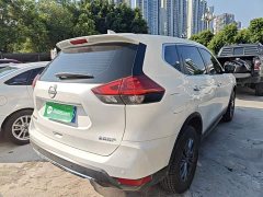 Nissan Qashqai Honor 2.0L FWD Premium - ფოტო 7