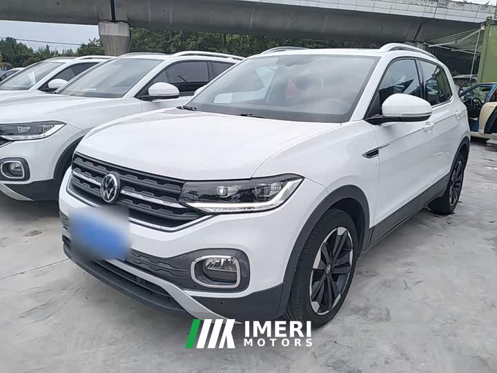 Volkswagen Touran 200TSI DSG Smart Connected Edition