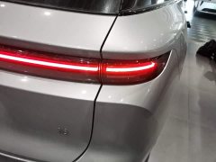 Li Auto i6 Four-Wheel Drive Standard Edition - ფოტო 8