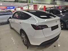 Tesla Model Y Standard Range RWD - ფოტო 5