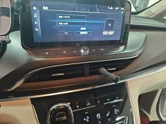 Buick GL8 Land Business Class Smart Edition - ფოტო 13