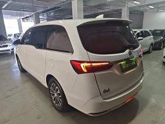 Buick GL8 Land Business Class Smart Edition - ფოტო 5