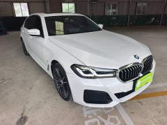 BMW 5 Series Facelift 530Li Premier M Sport Package - ფოტო 4