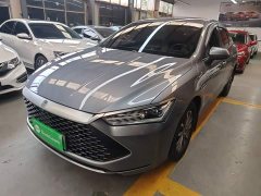 BYD Qin PLUS Glory Edition DM-i 55KM Leading - ფოტო 1