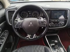 Mitsubishi Outlander 2021 2.4L AWD Radiance Edition 5-Seater - ფოტო 11