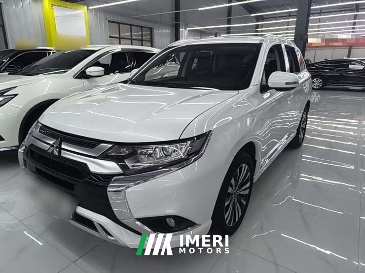 Mitsubishi Outlander 2.0L RWD Enjoy Edition 5-seater
