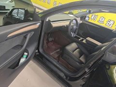 Tesla Model Y Rear-Wheel Drive - ფოტო 16