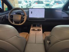 Li Auto i6 2025 Two-Wheel Drive Standard - ფოტო 10