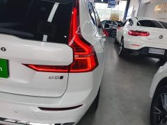 Volvo XC60 2023 B5 AWD Smart Luxury Edition - ფოტო 8