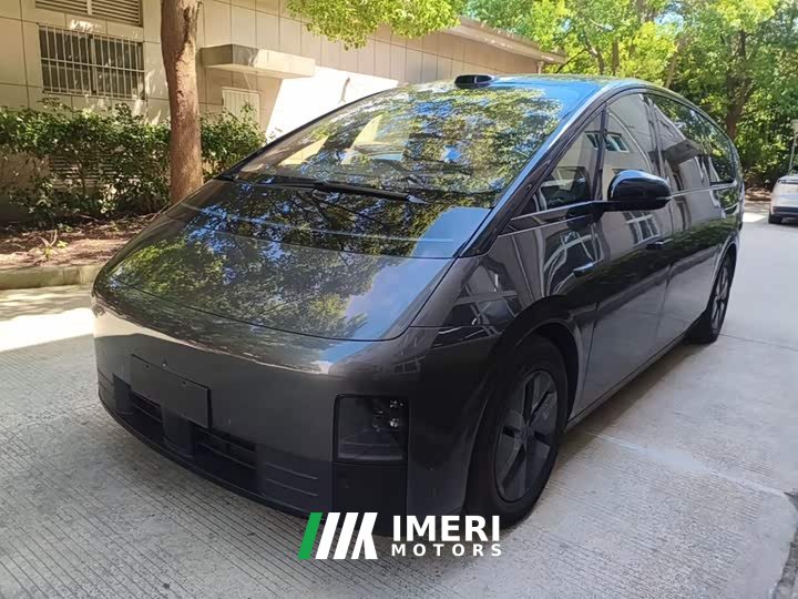 Li Auto MEGA Home Family Edition - ავტომობილი ჩინეთიდან