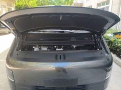Li Auto MEGA Home Family Edition - ფოტო 20
