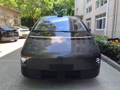 Li Auto MEGA Home Family Edition - ფოტო 3