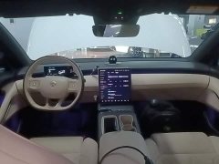 NIO ET5 75kWh - ფოტო 10
