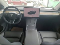 Tesla Model Y Rear-Wheel Drive - ფოტო 10