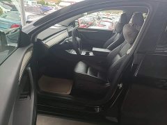 Tesla Model Y Rear-Wheel Drive - ფოტო 15