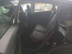 Tesla Model Y Rear-Wheel Drive - ფოტო 17