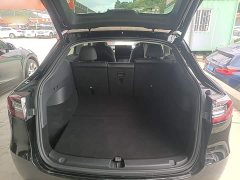 Tesla Model Y Rear-Wheel Drive - ფოტო 19