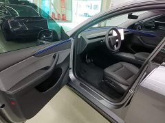 Tesla Model Y Rear-Wheel Drive - ფოტო 16