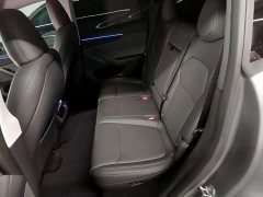 Tesla Model Y Rear-Wheel Drive - ფოტო 17