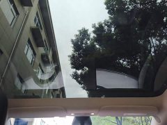 Tesla Model Y Rear-Wheel Drive - ფოტო 18