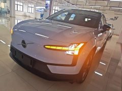 Volvo EX30 2025 RWD Core - ფოტო 2