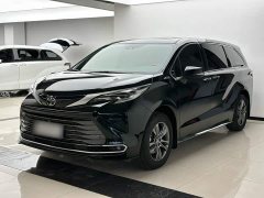 Toyota Sienna 2.5L Hybrid AWD Premium - ფოტო 1