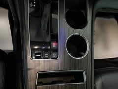 Toyota Sienna 2.5L Hybrid AWD Premium - ფოტო 17
