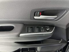 Toyota Sienna 2.5L Hybrid AWD Premium - ფოტო 5