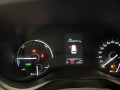Toyota Sienna 2.5L Hybrid AWD Premium - ფოტო 8