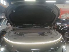 Li Auto L8 Pro - ფოტო 20