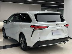 Toyota 2026 Sienna 2.5L Hybrid AWD Premium - ფოტო 13