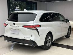 Toyota 2026 Sienna 2.5L Hybrid AWD Premium - ფოტო 14